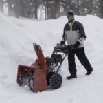 Honda 7HP 24 Inch Two Stage Wheel Drive Snow Blower - Image 3