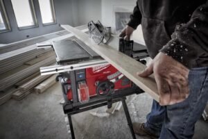Milwaukee M18 FUEL 8-1/4 in. Table Saw with ONE-KEY (Bare Tool) - Image 17